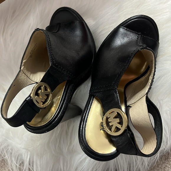 Michael Kors Black Heels - Picture 2 of 4
